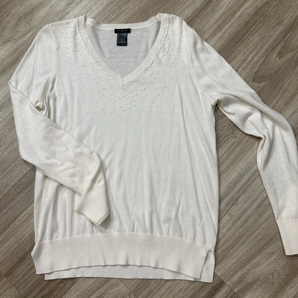 Anne Klein Cream V-Neck Sweater